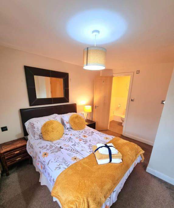 Spacious Duplex 2 Bed Apartment Central Location By Canal - Chester Uk Extérieur photo